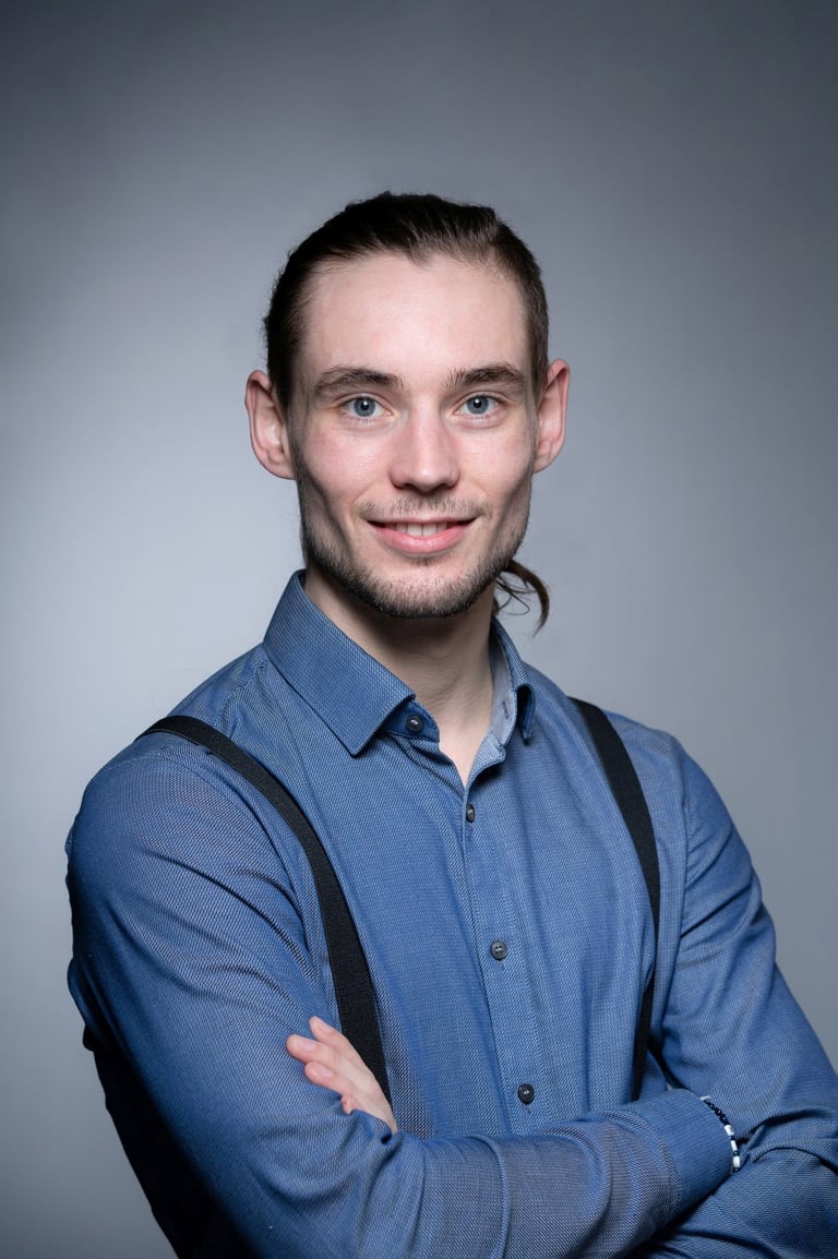 A portrait of trainer Miles Delwig