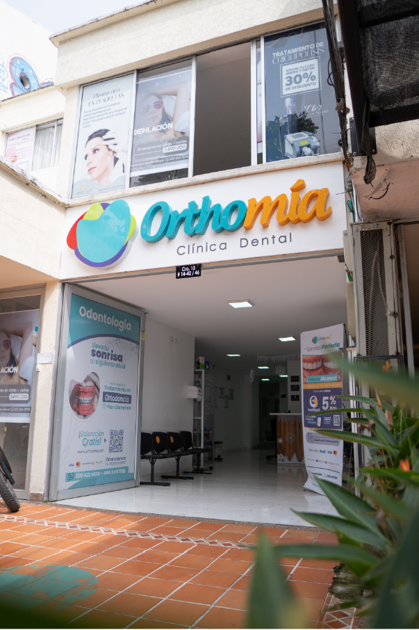 Orthomia clinica dental pereira