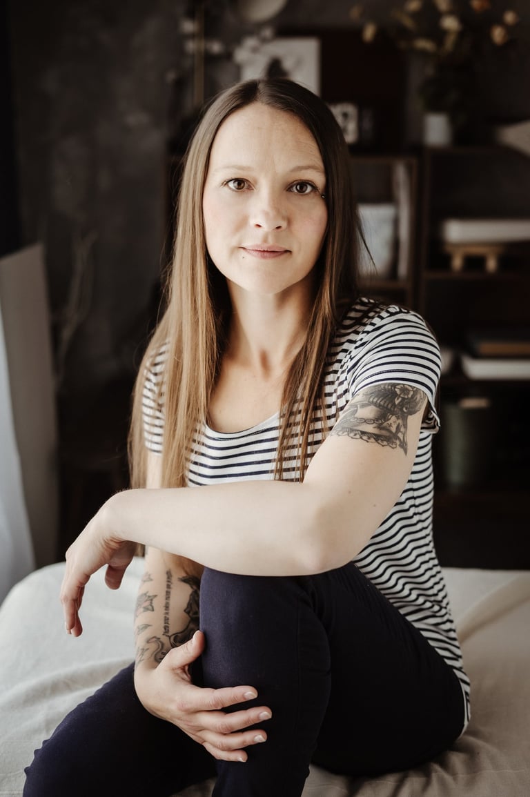 Alexandra Roch, autrice de romances contemporaines.