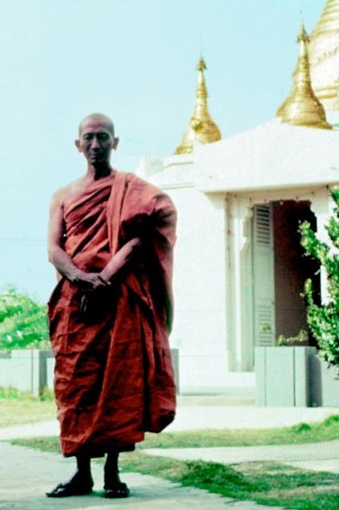 Webu Sayadaw at IMC Yangon