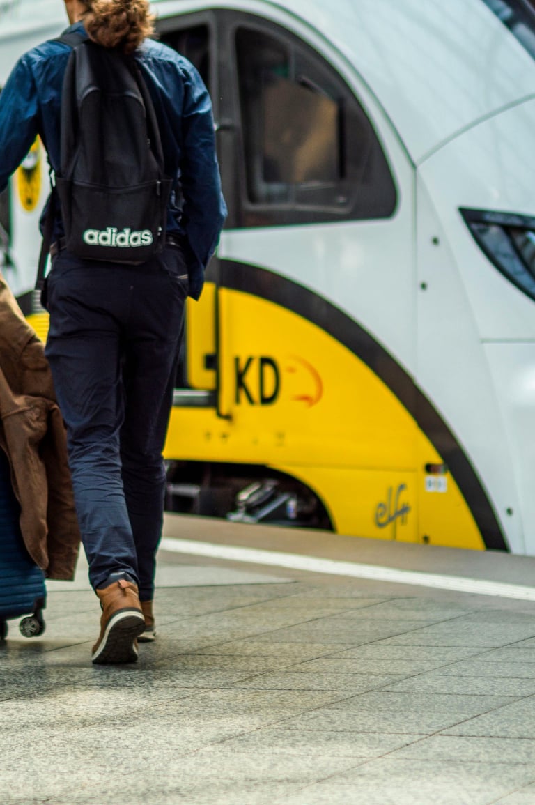 gay man solo traveling