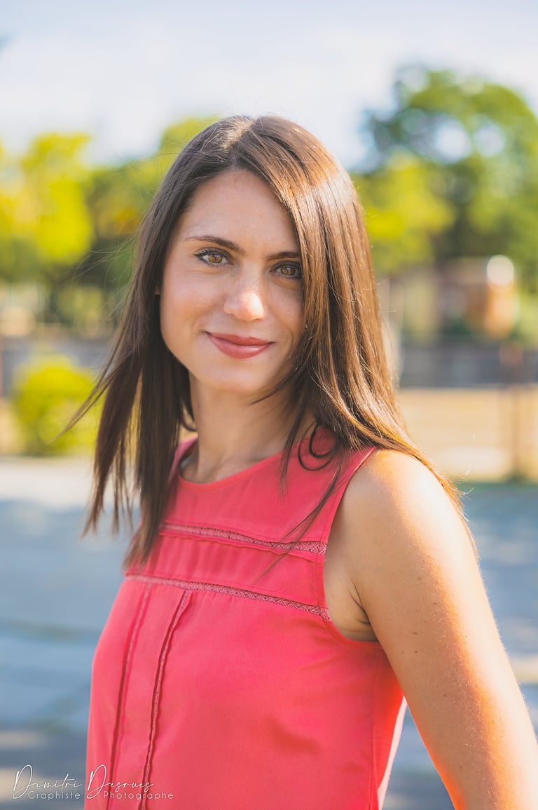 photo de portrait d'une jeune femme à Nantes