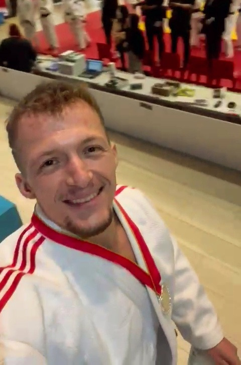 Alexandre Bes Hong-Kong