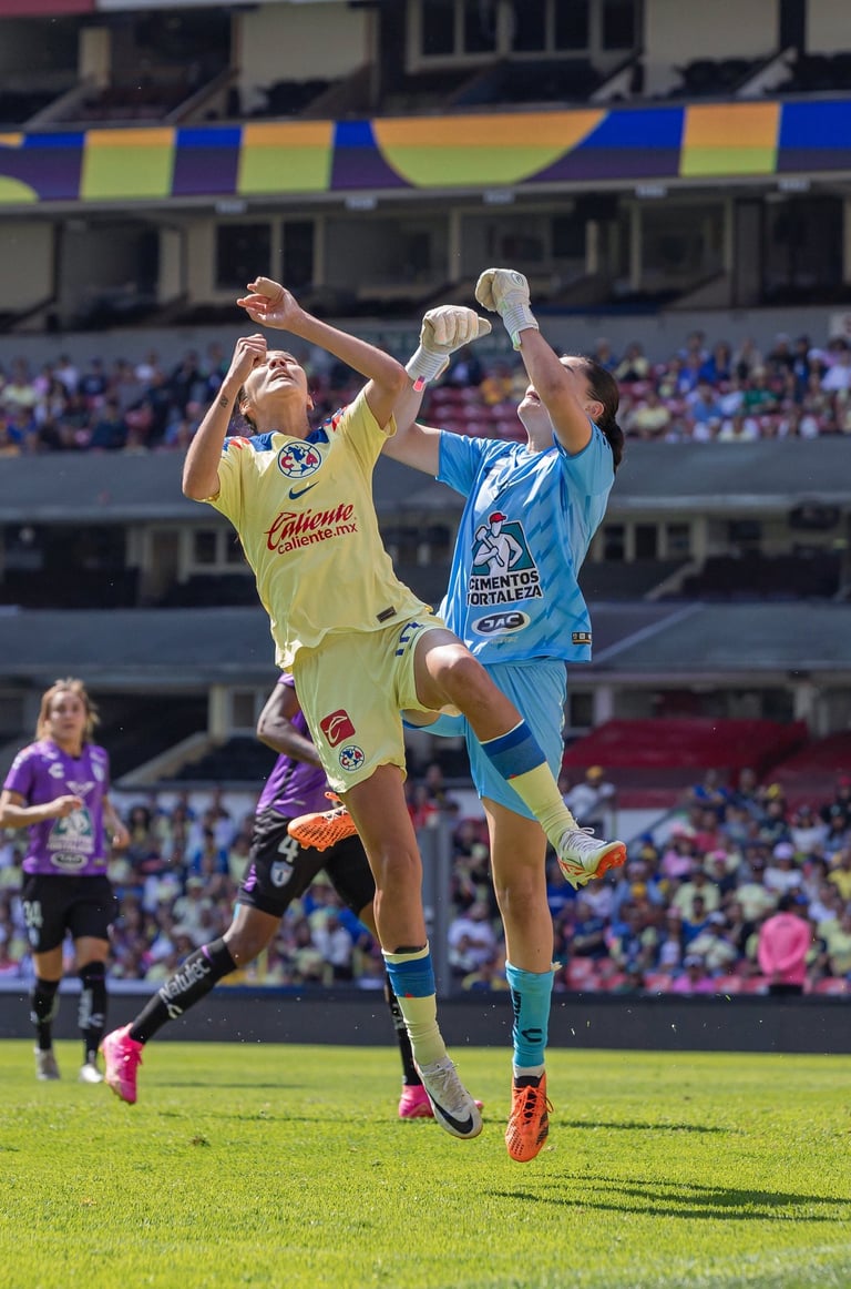 Alison Gonzalez vs Esthefanny Barreras, Liga MX Femenil, YXReveal Collab 11Lgnds, Yeida Xicotencatl