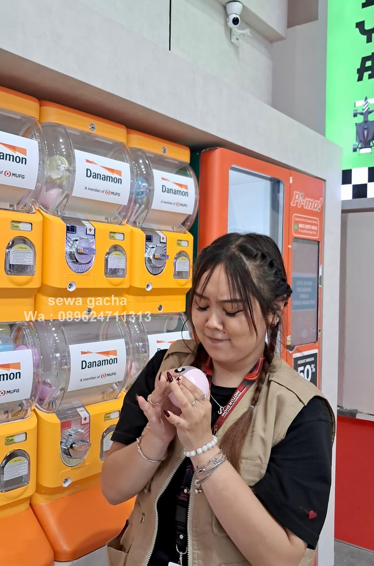 Sewa mesin gacha gachapon custom