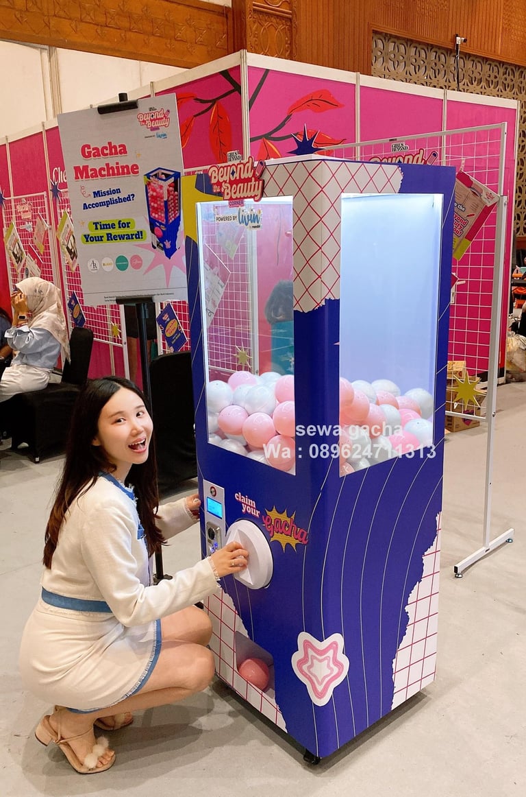 sewa gacha gachapon raksasa