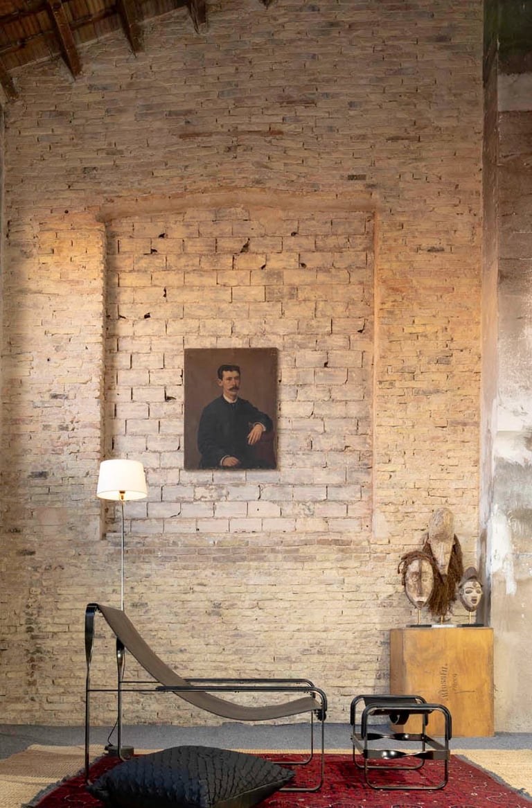 GORIGO para Jover Valls videoshooting furniture mobiliaro lujo piel