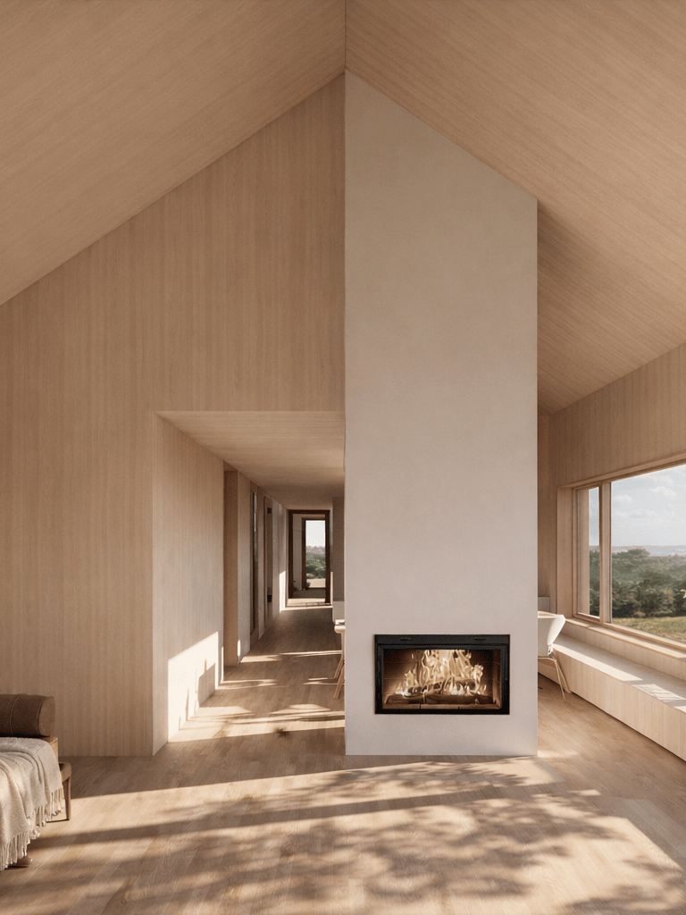 Lys stue i tre med store vinduer og peis, designet av Trearkitekter.