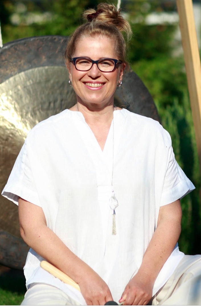 Susanne Leibinnes lächelnd