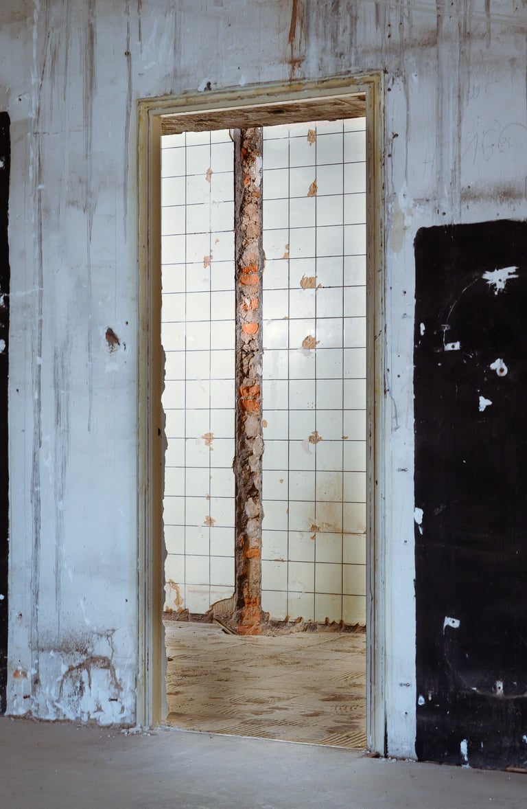 Ancien sanitaire suite à la démolition