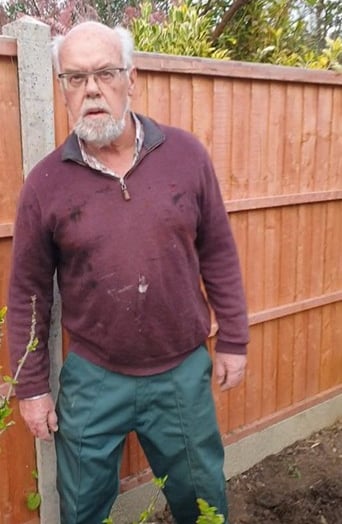 www.truthincontext.co.uk Murray Bell harassing Mrs Myers on her side of the fence.