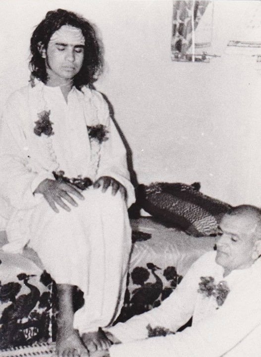 Shri Babaji e Kamalo
