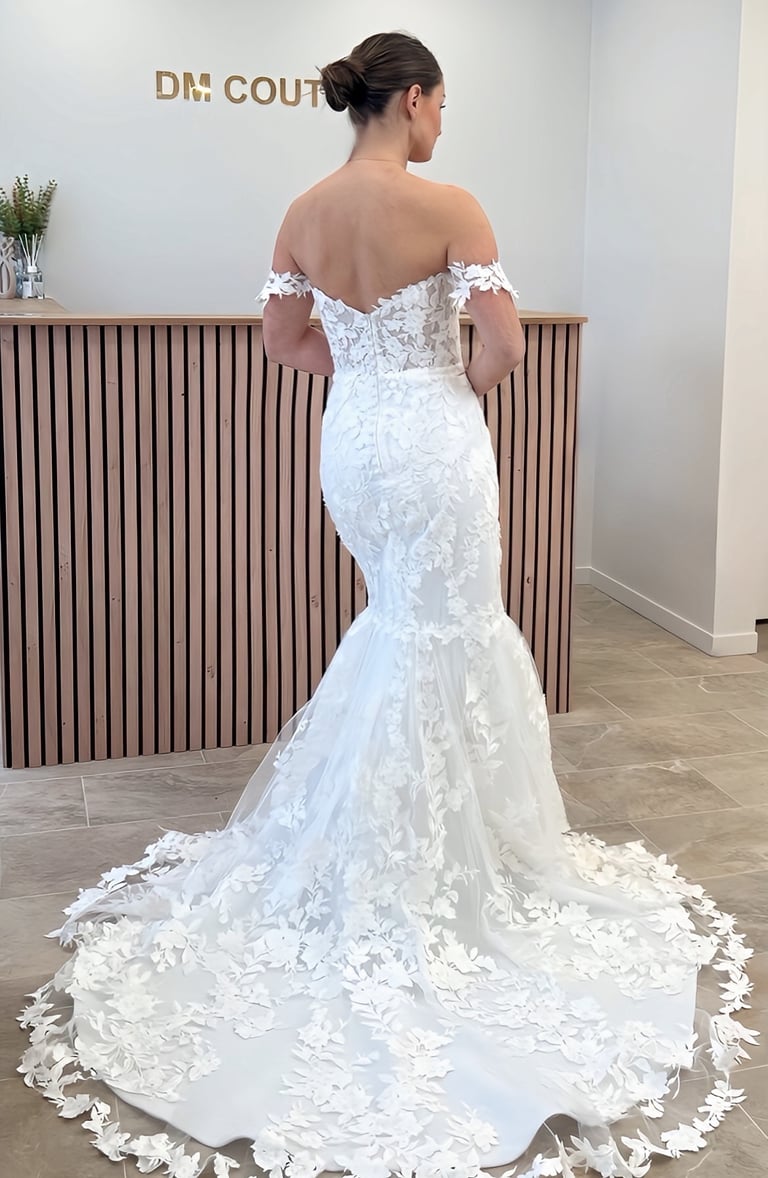 robe de mariée siène en dentelle 