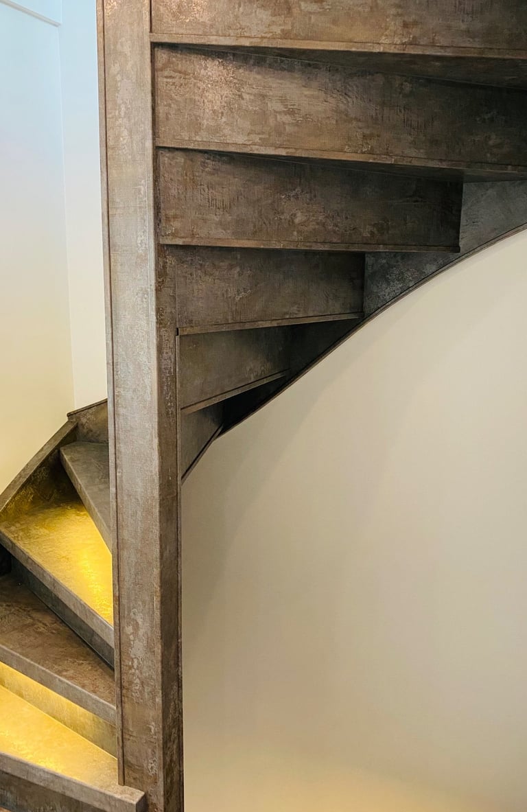 Fedi Blauwstaal HPL traprenovatie Delft