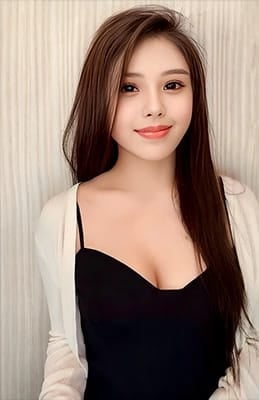 Lisa Hong Kong