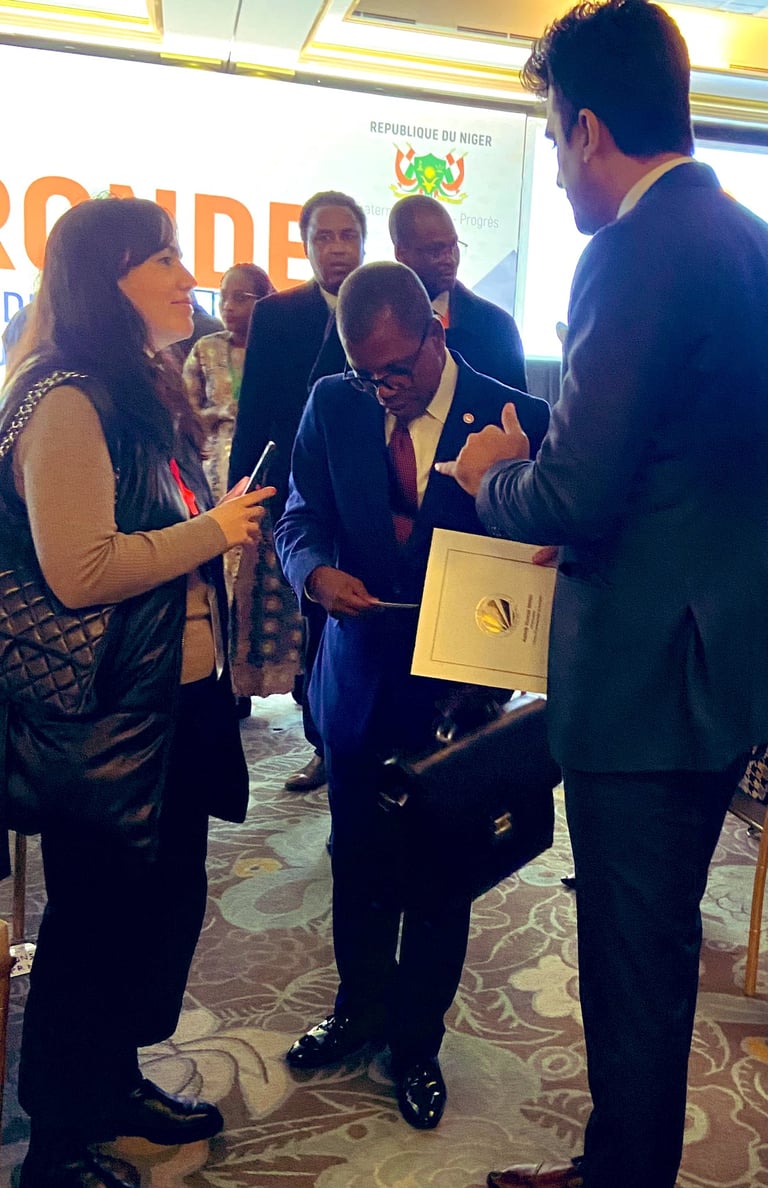 President of Chamber India Mr. Abhinav Balyan with Minister of Planning of Niger in Paris