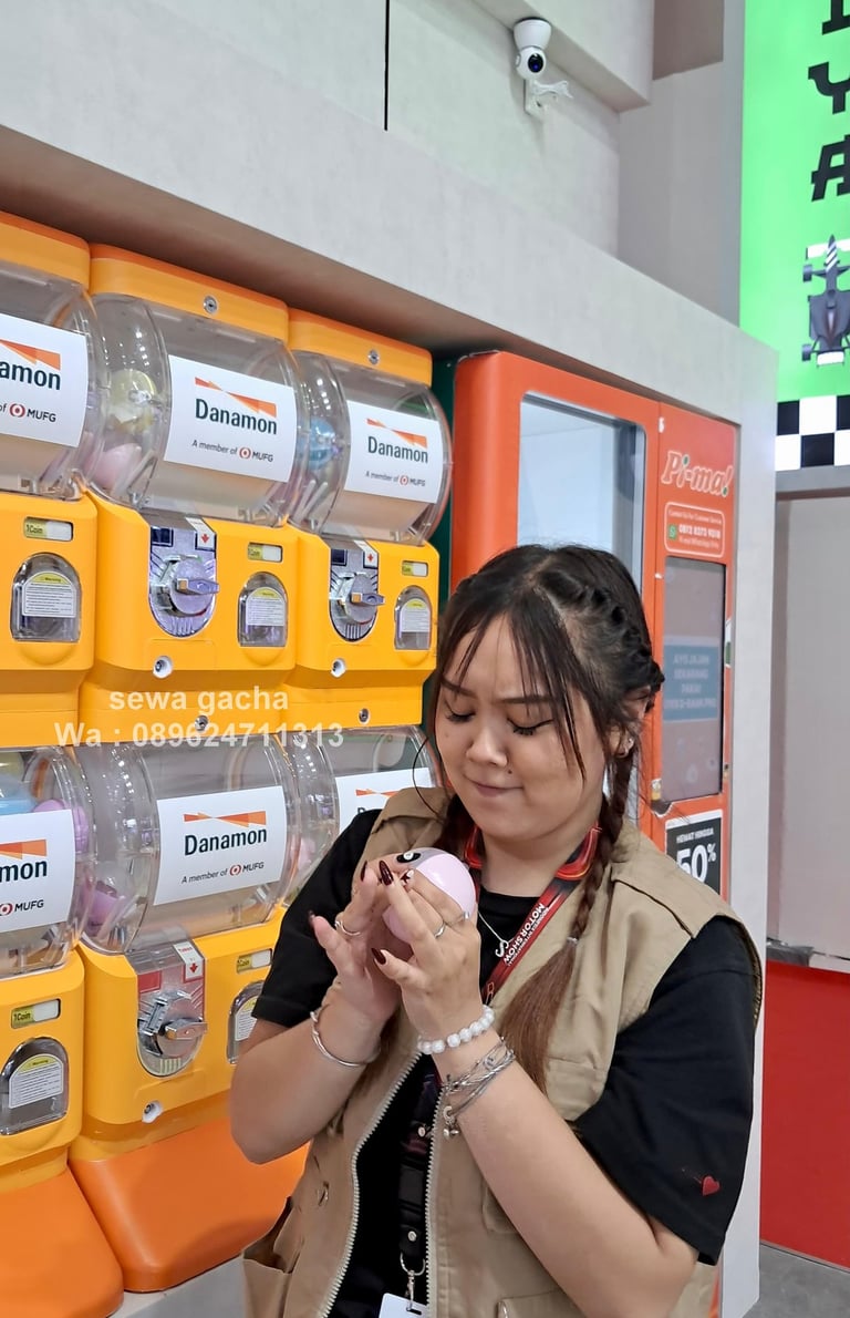Sewa mesin gacha gachapon custom