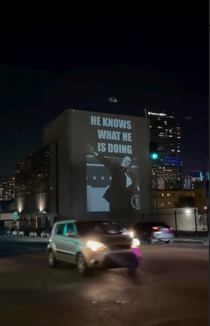 A videoarte de Vjaybombs não tem medo de tocar em temas sensíveis e polêmicos. 