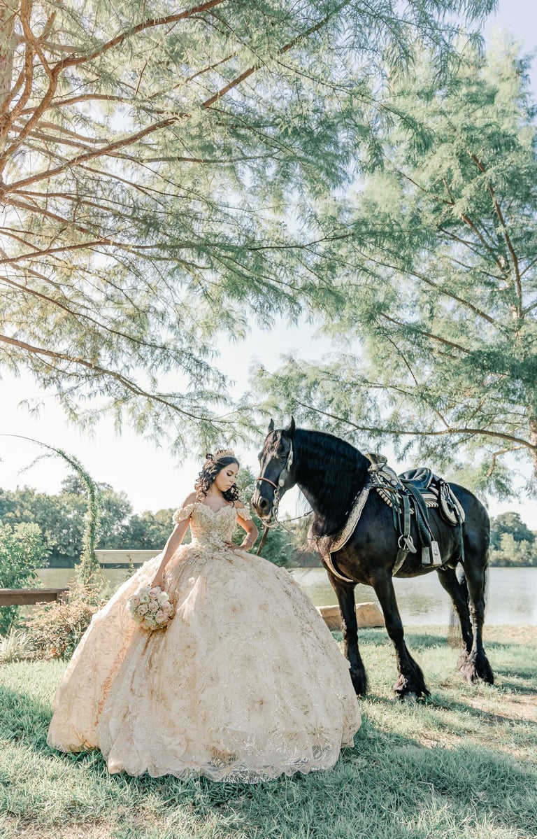 Quince con un caballo