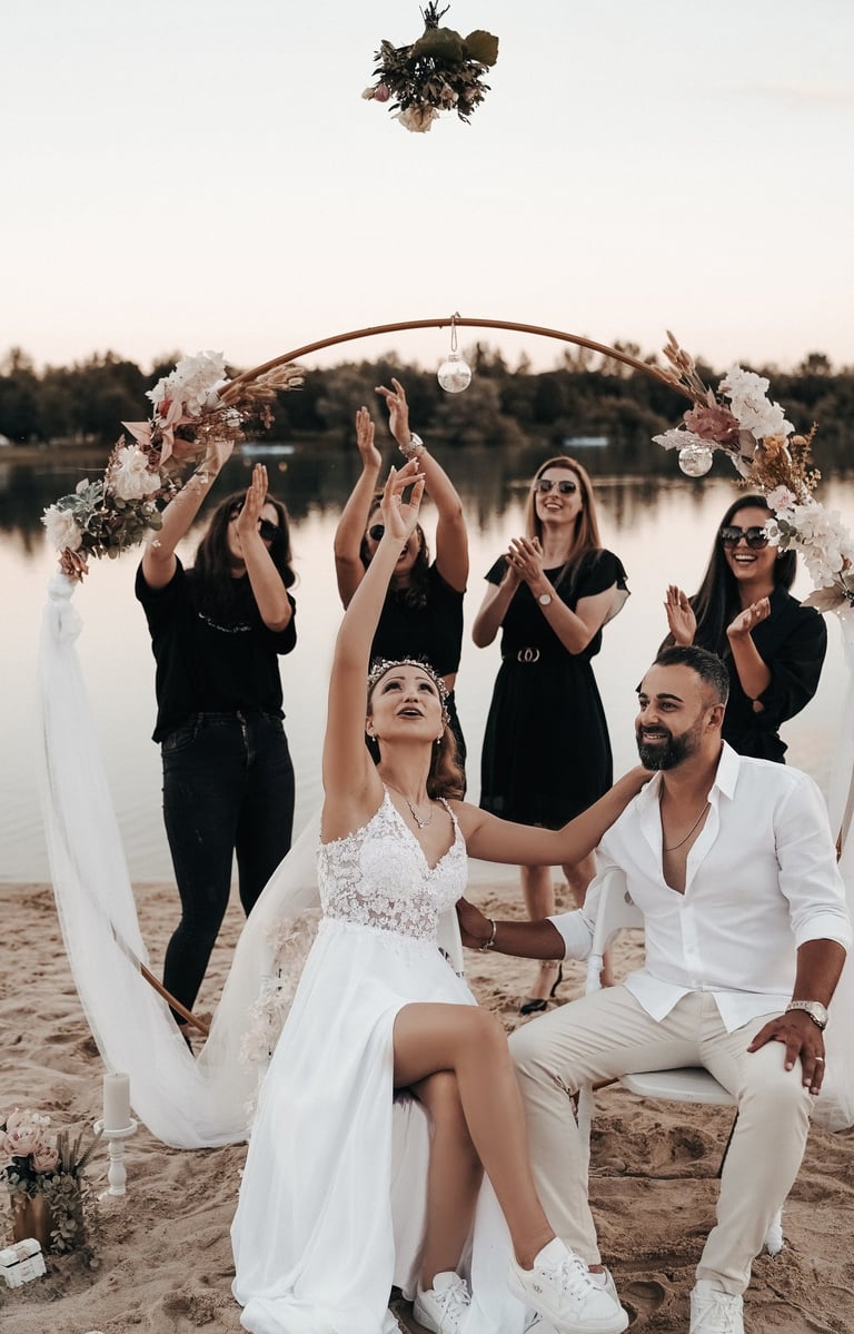 Engagement and Wedding Packages, Pre-Wedding Photoshoot Italy, Same-Day Wedding Edit,