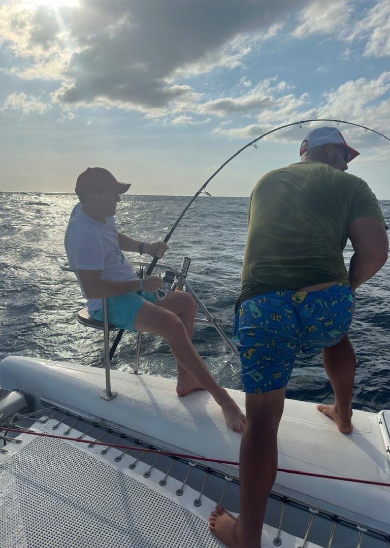 Fishing in Zanzibar for beginners - Learning to cast a line