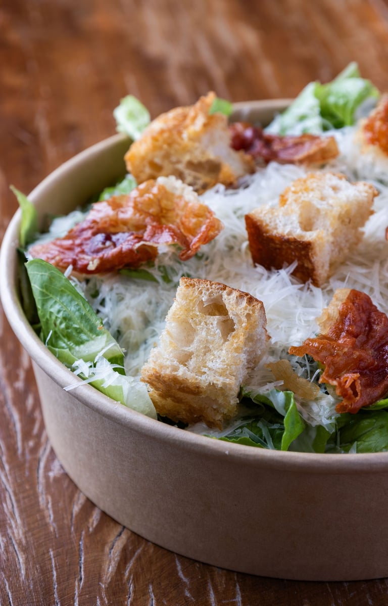 Salada Caesar do Maialino Panino. Foto: Ricardo D'Angelo/ Divulgação