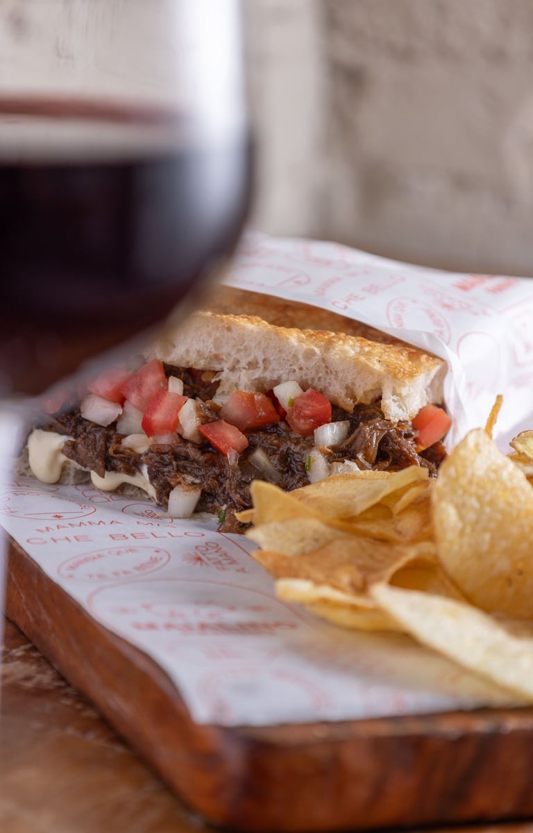 Panino de costela. Foto: Ricardo D'Angelo/ Divulgação