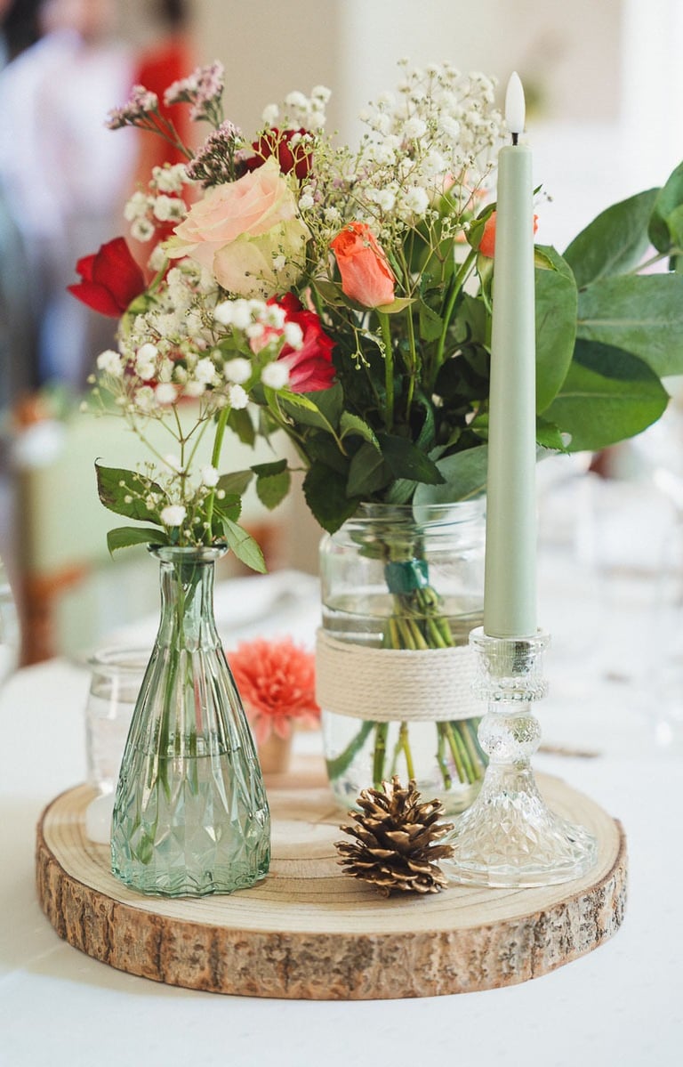 détail sur la décoration de la table de mariage
