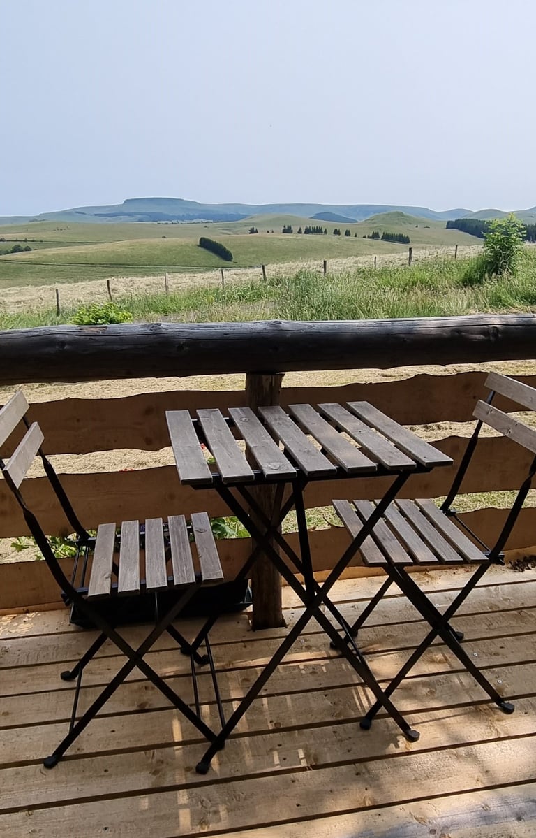 cabane, cezallier, auvergne, sancy, insolite