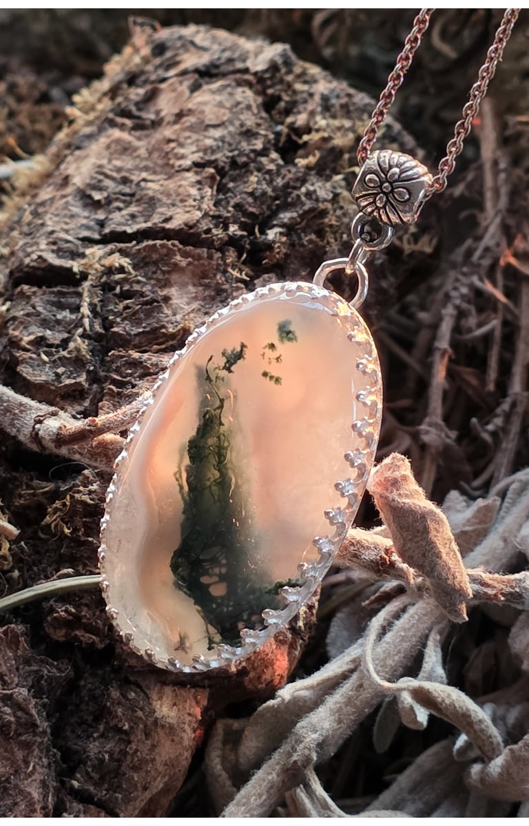 handgemachter Silber Anhänger mit Naturstein