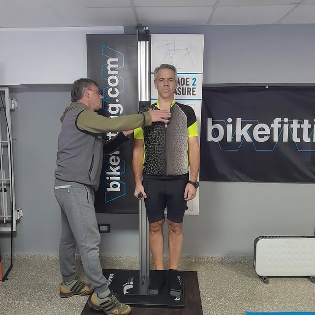 ESTUDIO BIOMECANICO BIKEFITTING EN FIRMAT