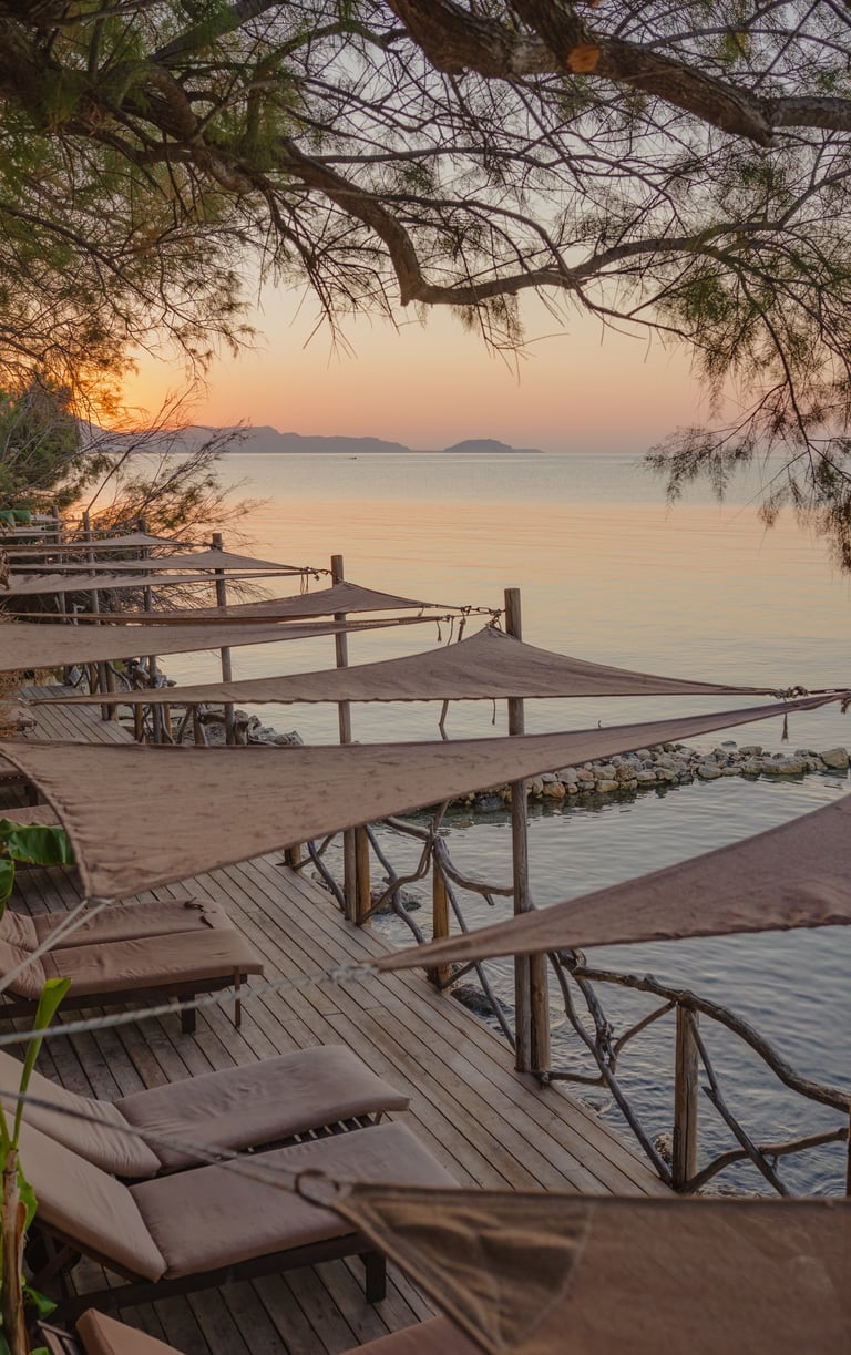 Gloria Maris Hotel Suites and Villa Sunrise
