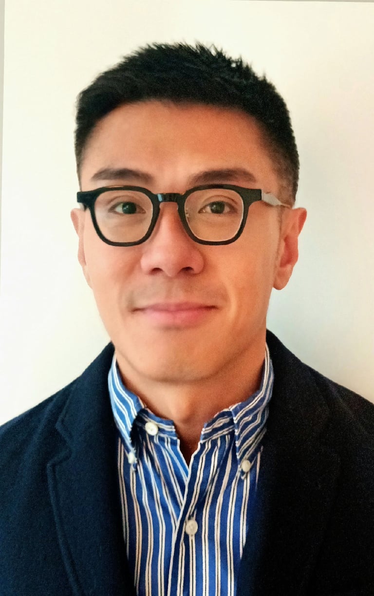 Portrait of Dr Hoyin Chan, trauma therapist in the UK