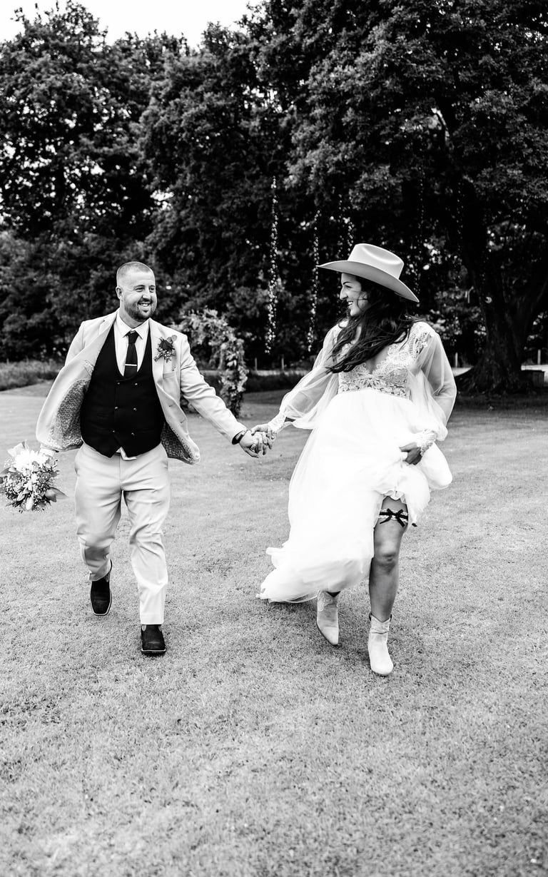 Wedding Photographer Tipis at Riley Green
