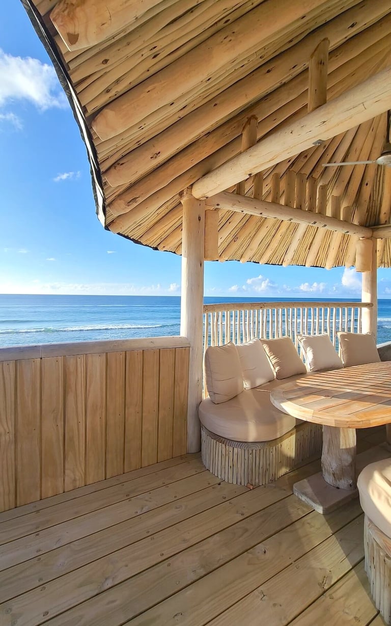 soneva-fushi-maldives-overwater-villa-outdoor-seating