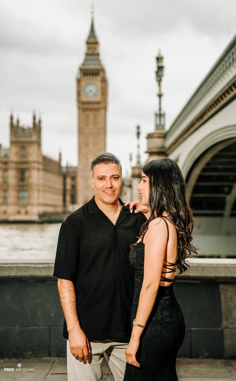 Couple with Big Ben in the background during a London engagement shoot by Fred Art Studio.