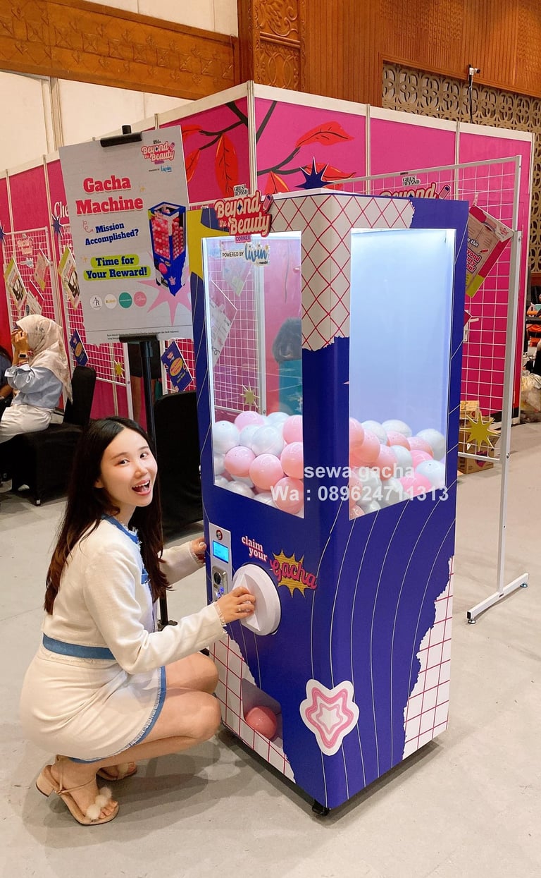 sewa gacha gachapon raksasa