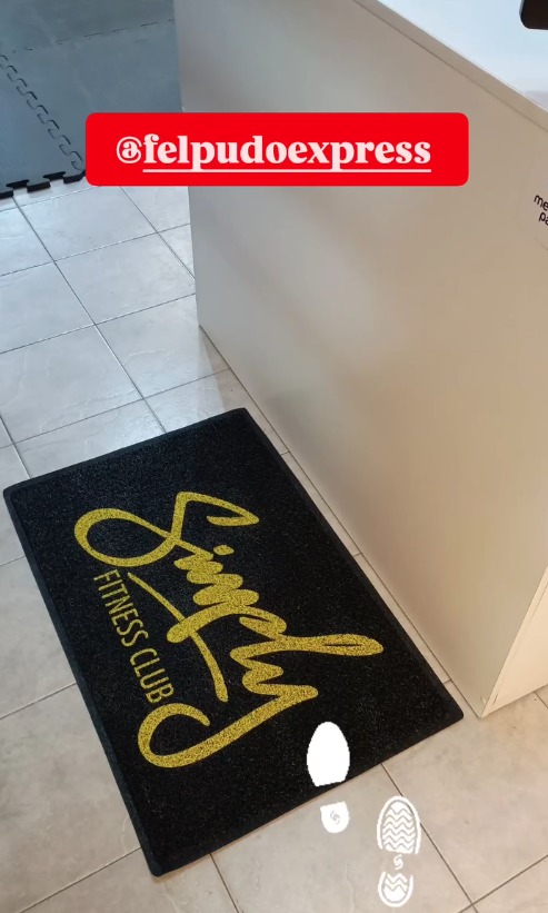 Felpudo personalizado con logo felpudo express 1