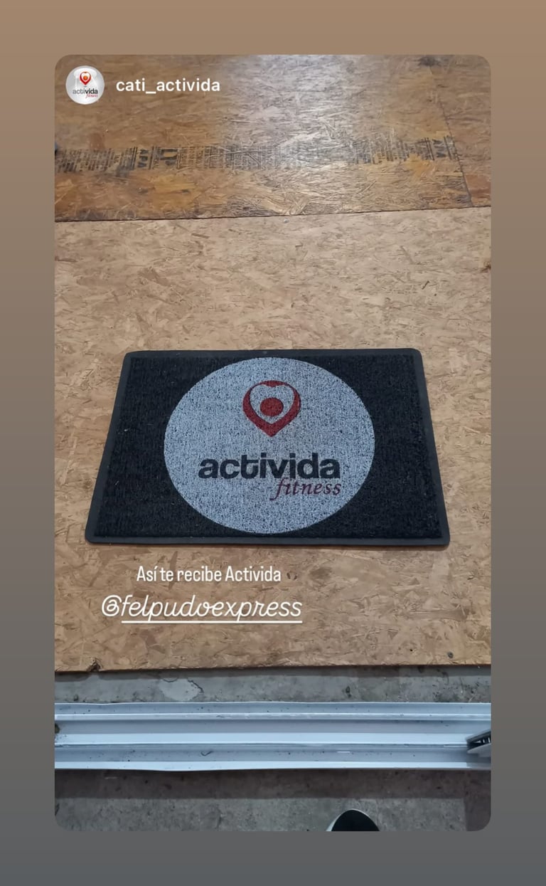 Felpudo personalizado con logo felpudo express 7