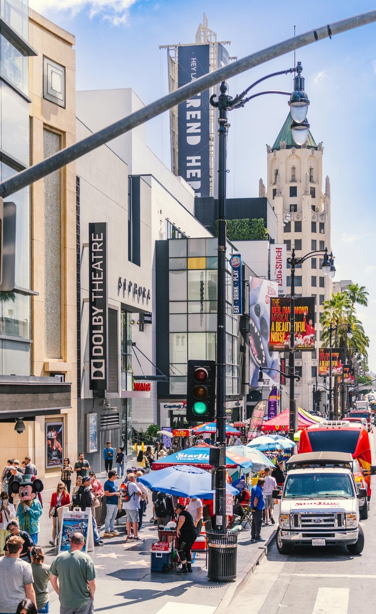hollywood-walk-of-fame-cars-los-angeles