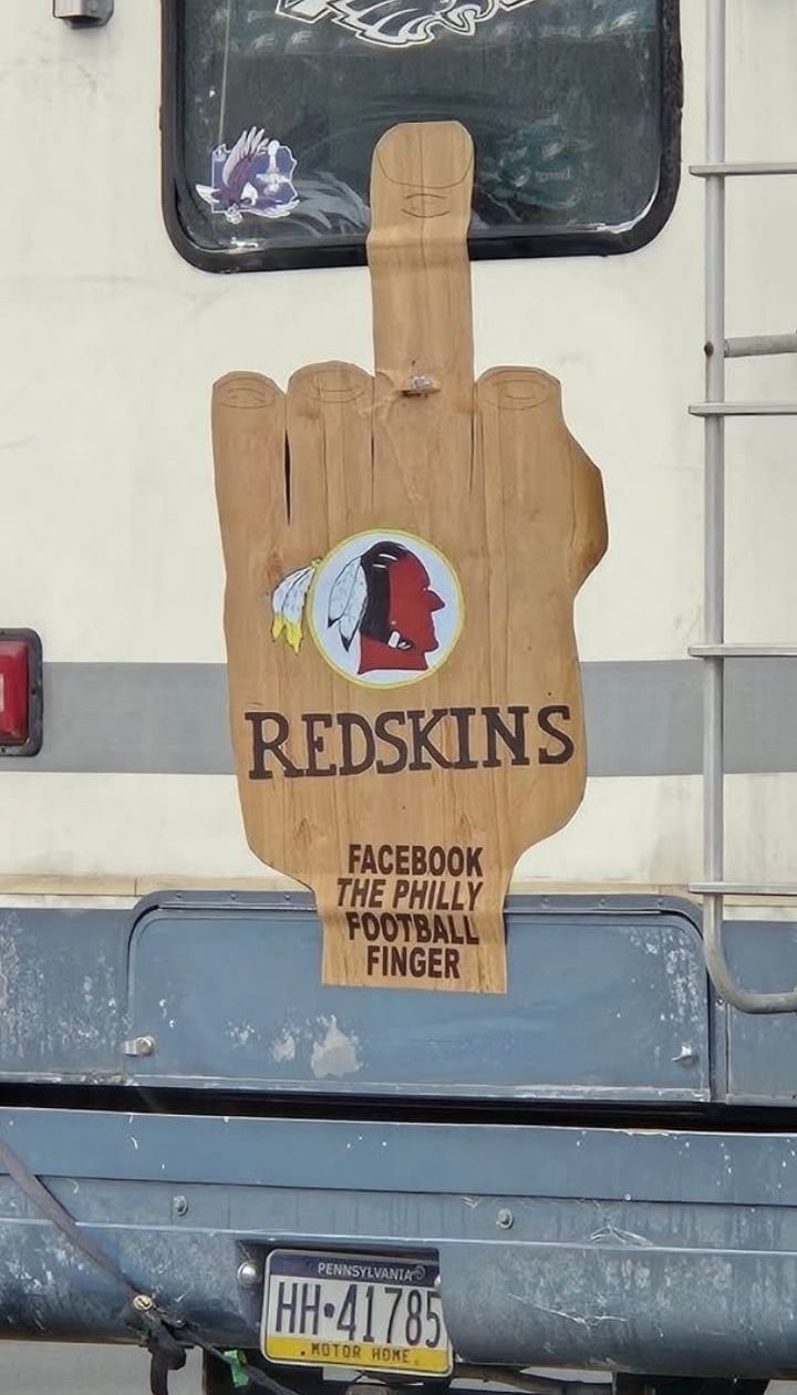 Eagles commanders play off 2025