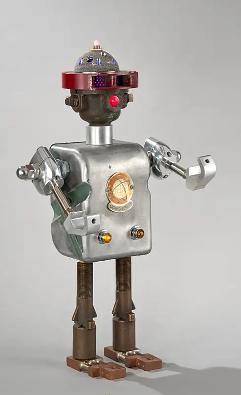 Assemblage robot named Conqueror by Santa Barbara sculptor Tal Avitzur.
