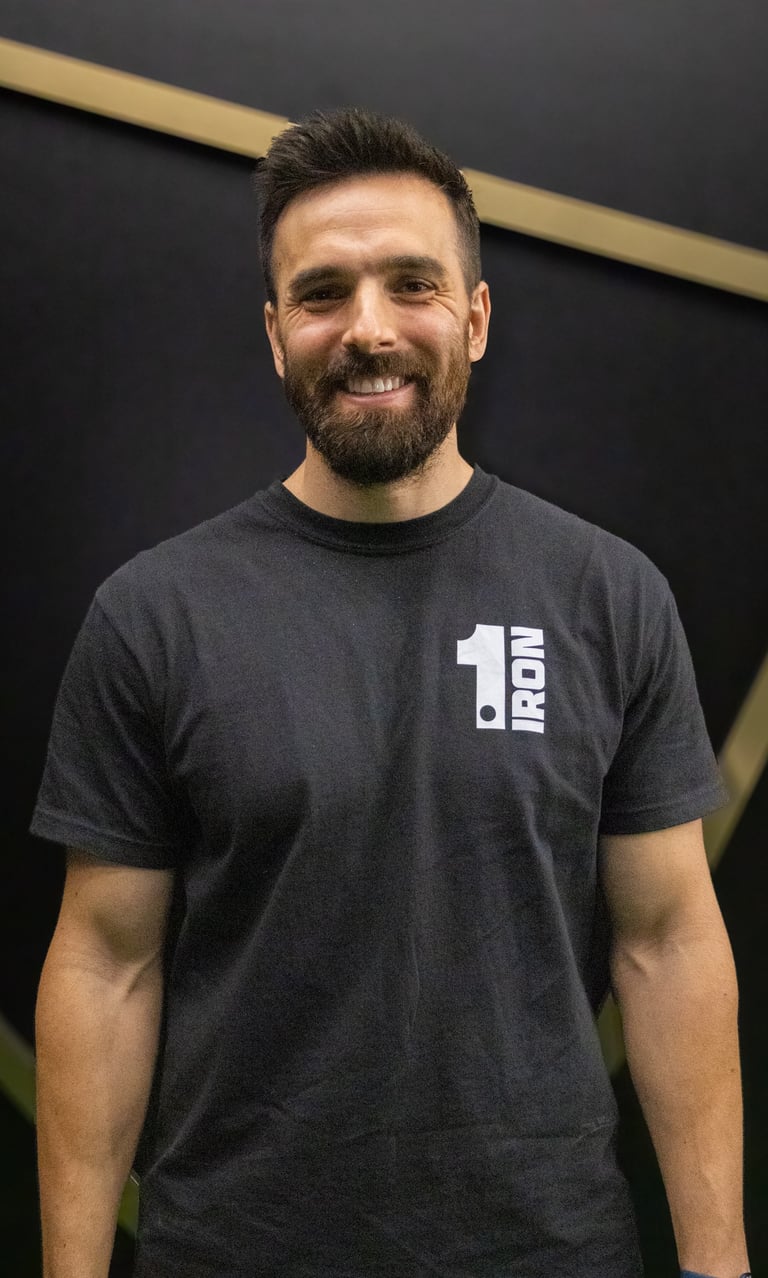 A photo of a team member at 1IRON indoor golf