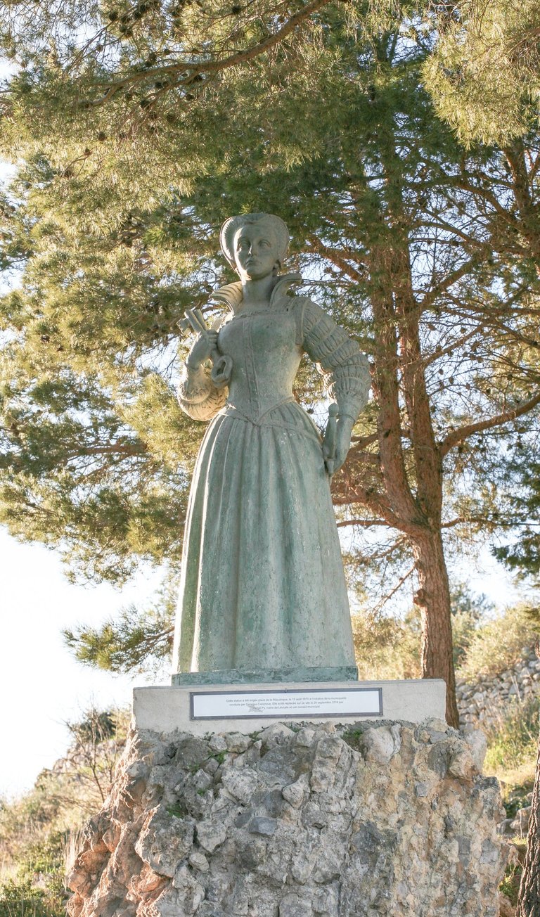 statue de Cézelly au château de Leucate