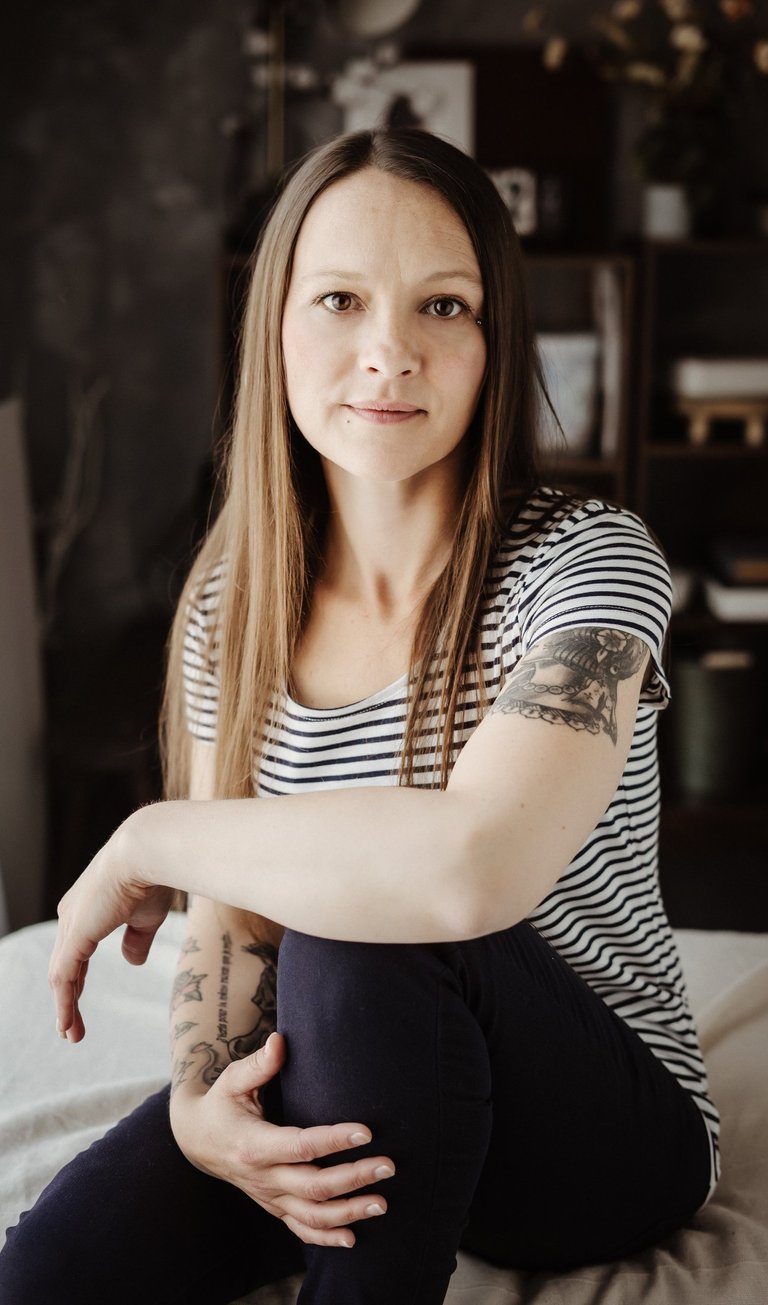 Alexandra Roch, autrice de romances contemporaines.