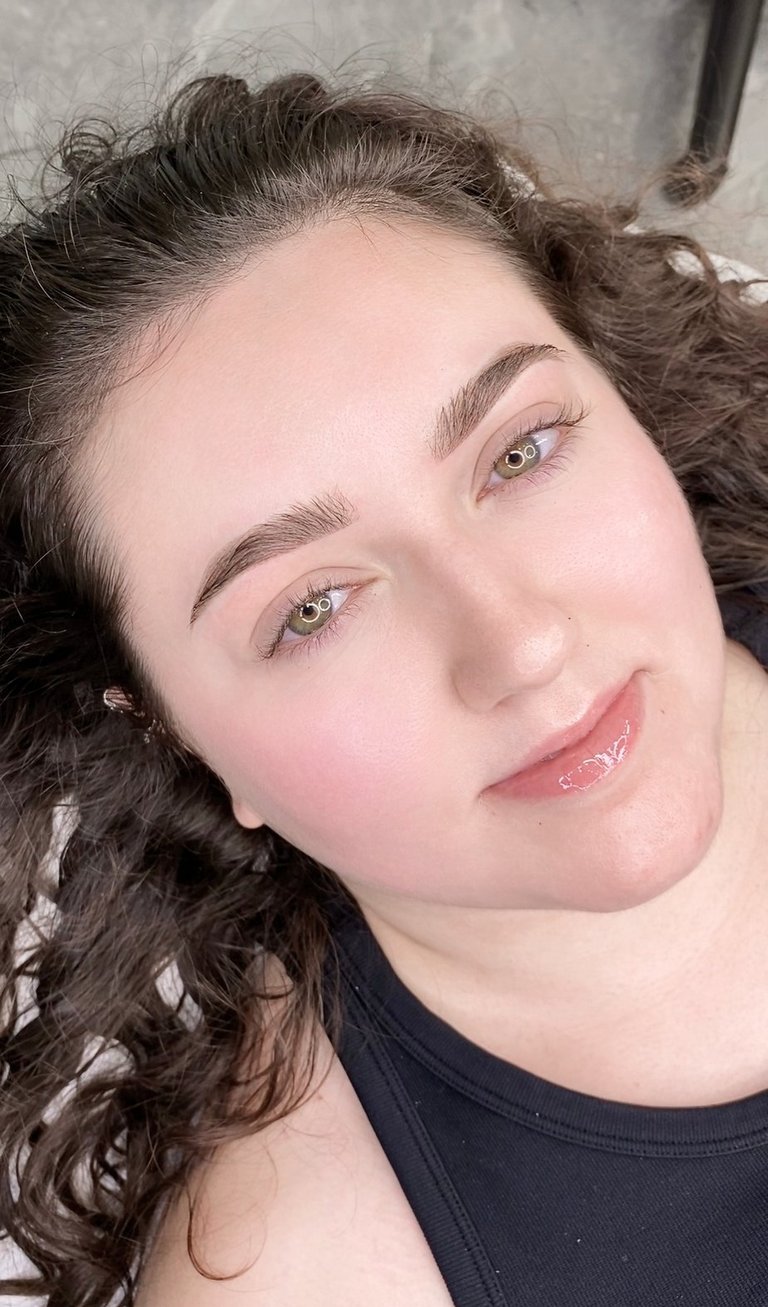 result of a soft powder ombre brow by Effortless Brow PMU Studio