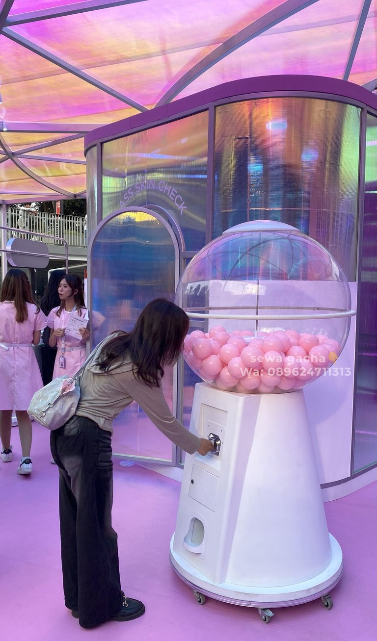 sewa mesin gachapon jumbo white jakarta