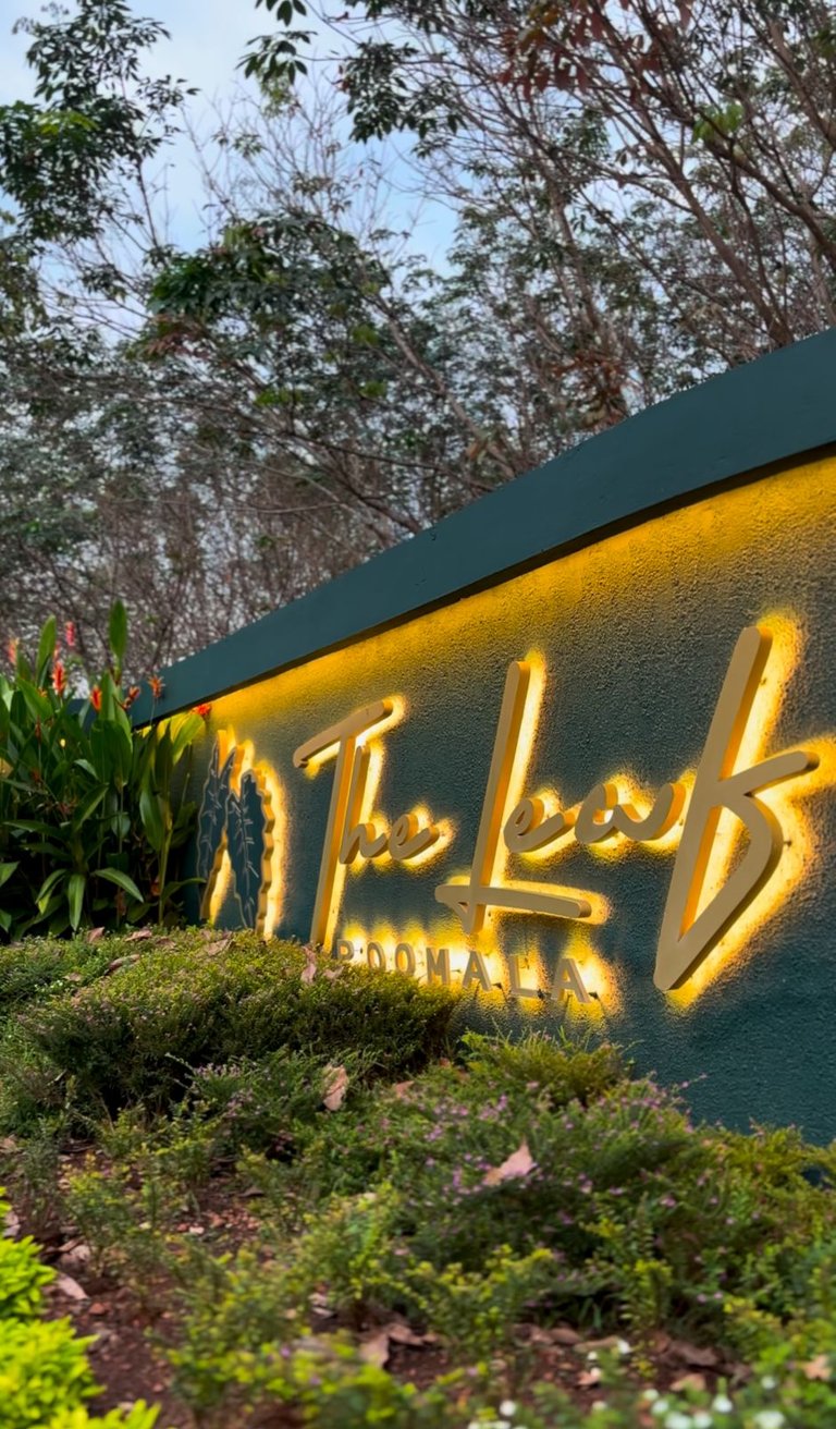 outdoor wedding venue in thrissur