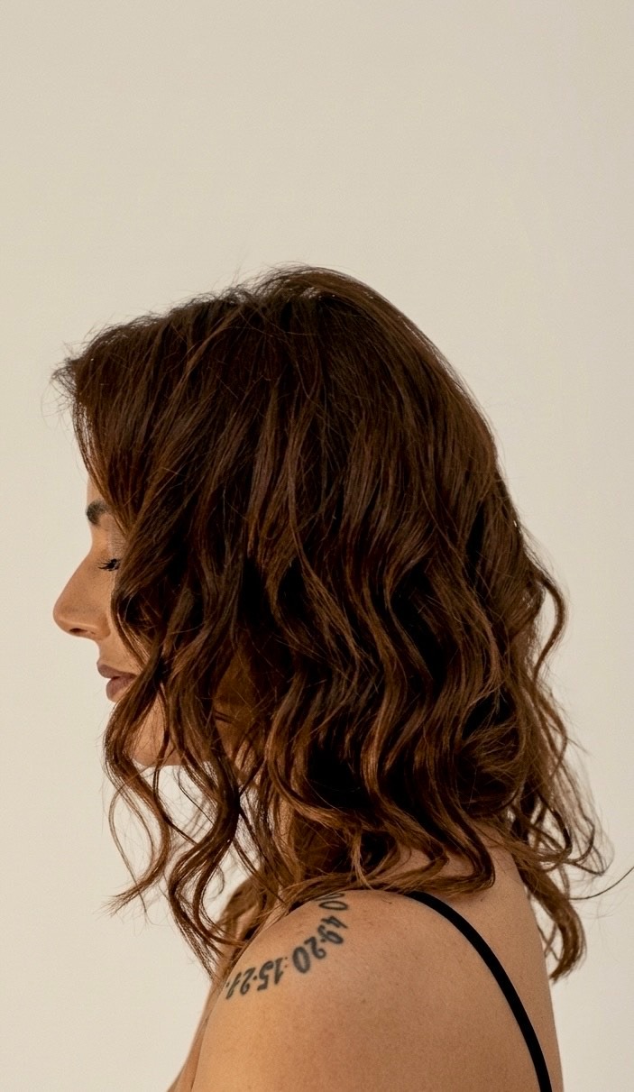 cabelos caracóis feitos por dayze beauty para ensaio fotográfico 