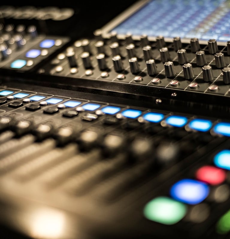 digital mixers rental